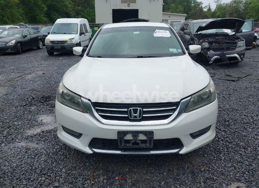 Photo 11 of 2015 Honda Accord SPORT (VIN 1HGCR2F51FA100131)