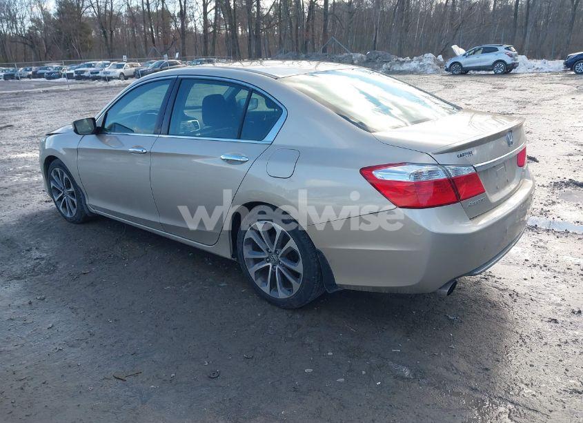 Photo 3 of 2015 Honda Accord SPORT (VIN 1HGCR2F51FA112053)