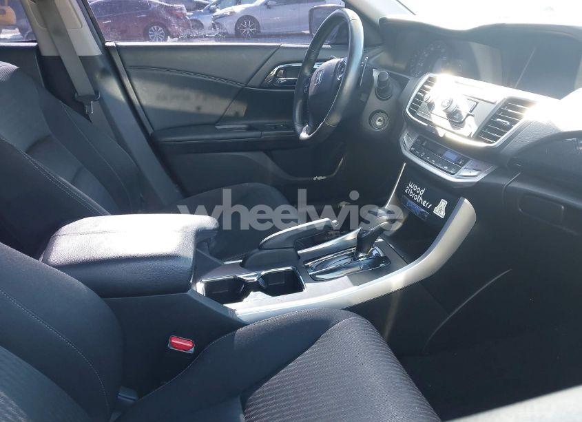 Photo 5 of 2015 Honda Accord SPORT (VIN 1HGCR2F51FA112845)