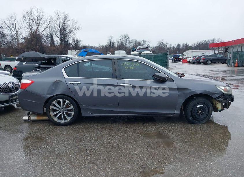 Photo 13 of 2015 Honda Accord SPORT (VIN 1HGCR2F51FA265029)