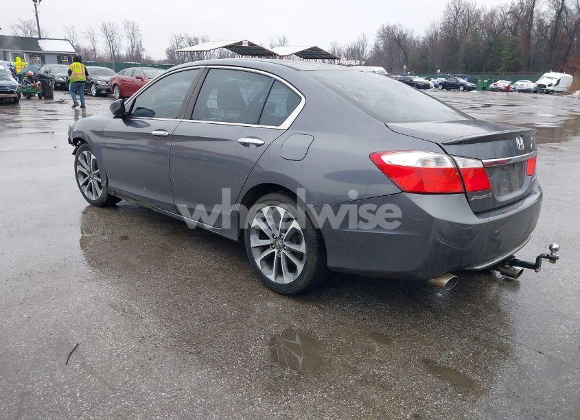 Photo 3 of 2015 Honda Accord SPORT (VIN 1HGCR2F51FA265029)