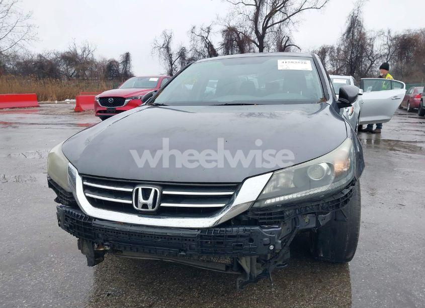 Photo 6 of 2015 Honda Accord SPORT (VIN 1HGCR2F51FA265029)
