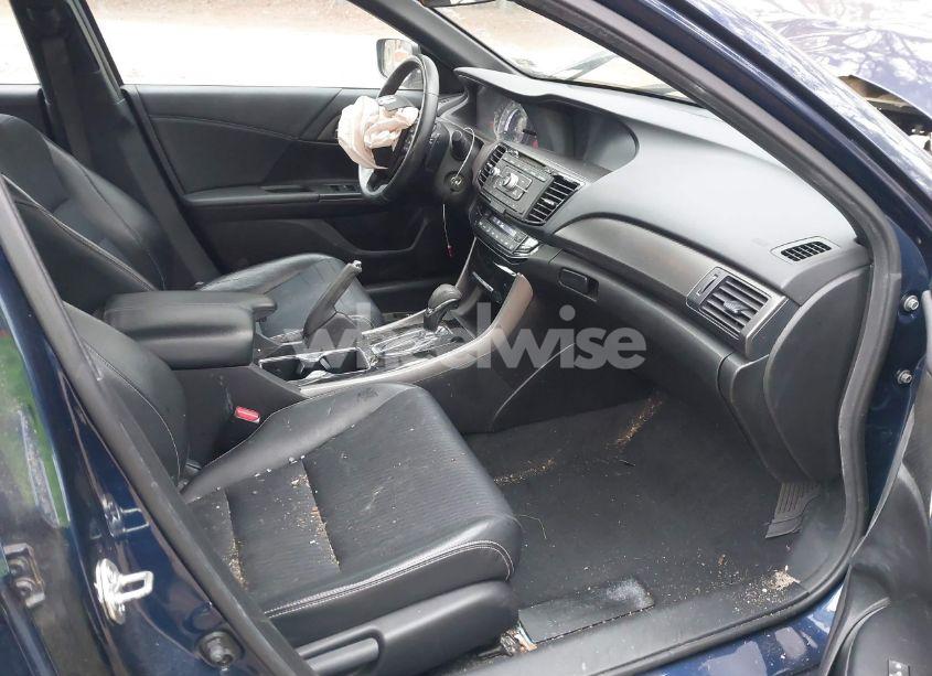 Photo 5 of 2016 Honda Accord SPORT (VIN 1HGCR2F51GA014898)