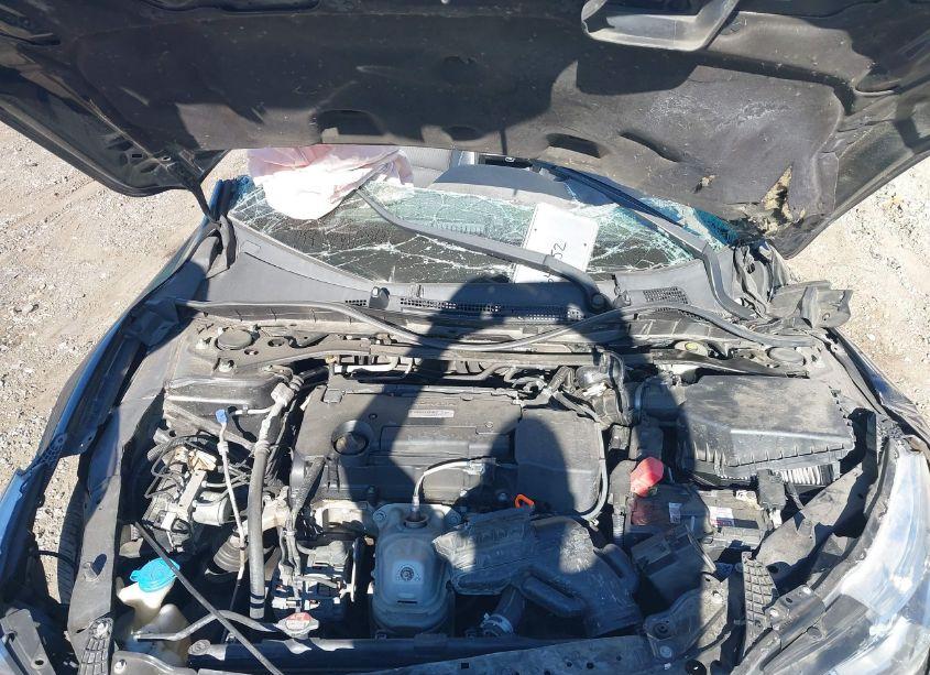 Photo 10 of 2016 Honda Accord SPORT (VIN 1HGCR2F51GA037386)