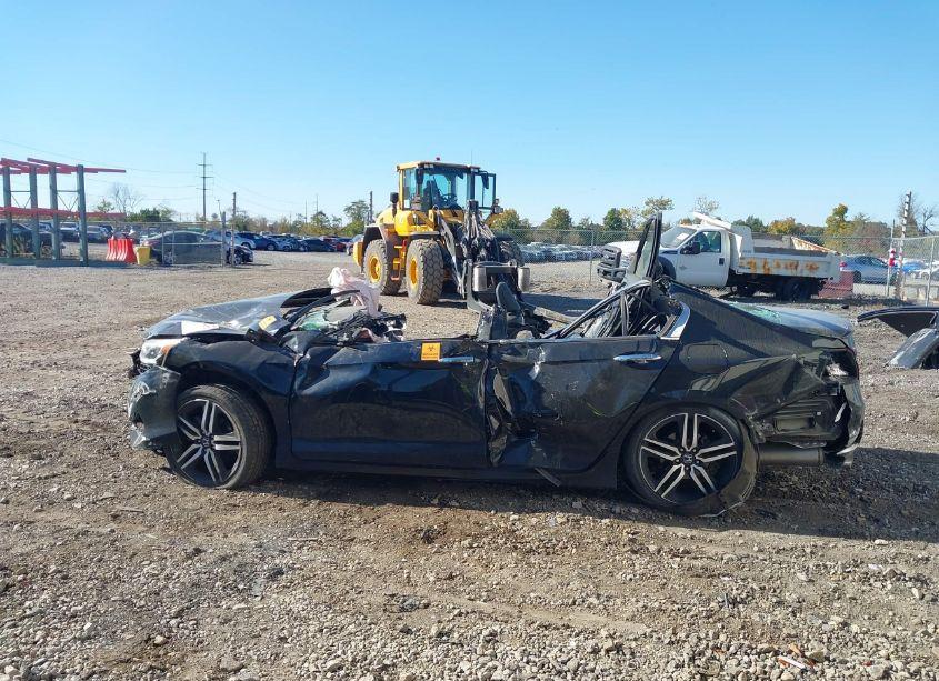 Photo 14 of 2016 Honda Accord SPORT (VIN 1HGCR2F51GA037386)