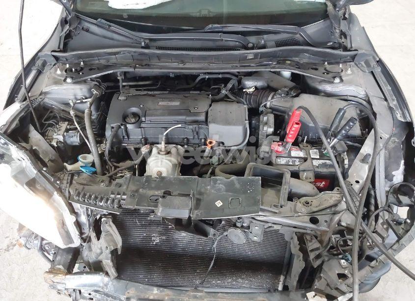 Photo 10 of 2016 Honda Accord SPORT (VIN 1HGCR2F51GA115911)