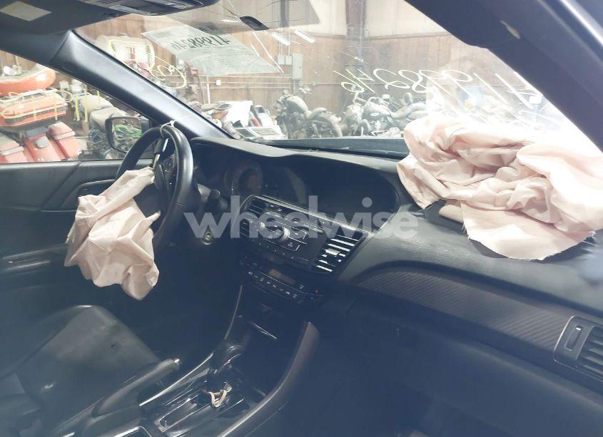 Photo 20 of 2016 Honda Accord SPORT (VIN 1HGCR2F51GA115911)