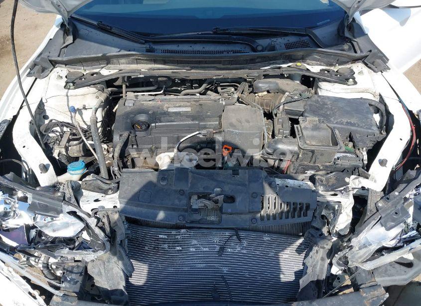 Photo 10 of 2016 Honda Accord SPORT (VIN 1HGCR2F51GA119490)