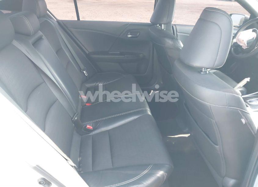 Photo 8 of 2016 Honda Accord SPORT (VIN 1HGCR2F51GA119490)