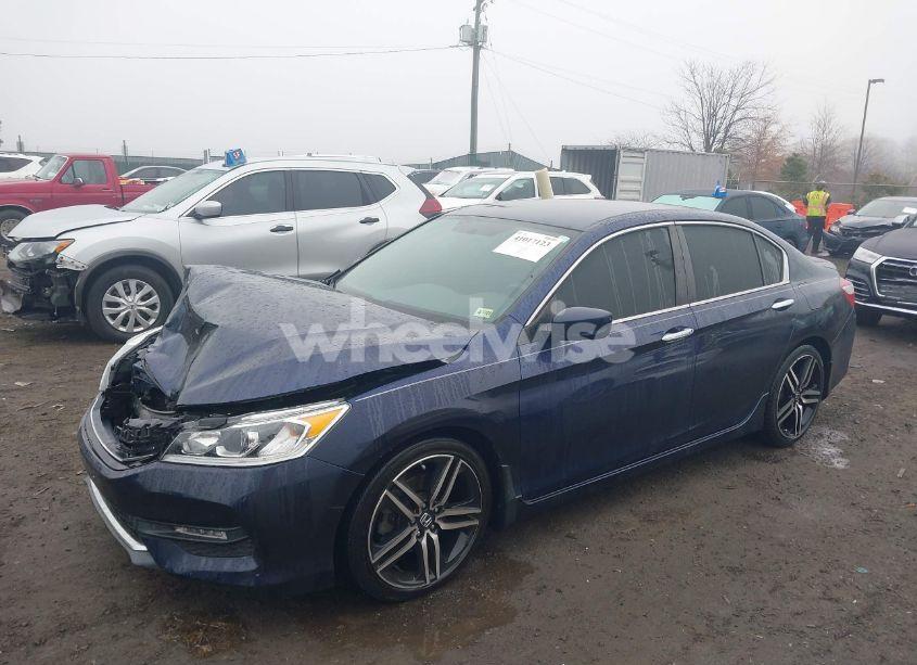 Photo 2 of 2016 Honda Accord SPORT (VIN 1HGCR2F51GA126021)
