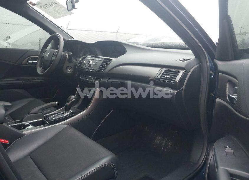 Photo 5 of 2016 Honda Accord SPORT (VIN 1HGCR2F51GA126021)