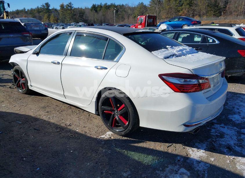 Photo 3 of 2016 Honda Accord SPORT (VIN 1HGCR2F51GA143532)