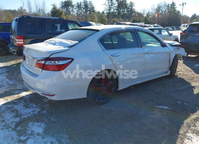 Photo 4 of 2016 Honda Accord SPORT (VIN 1HGCR2F51GA143532)