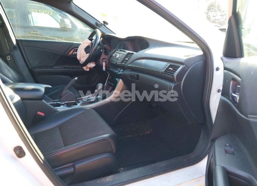 Photo 5 of 2016 Honda Accord SPORT (VIN 1HGCR2F51GA143532)