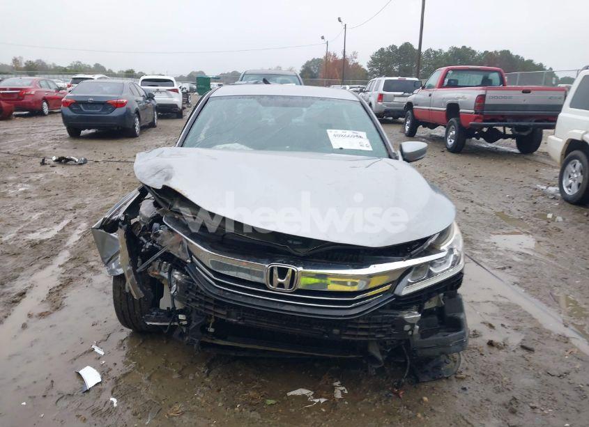 Photo 13 of 2016 Honda Accord SPORT (VIN 1HGCR2F51GA171900)