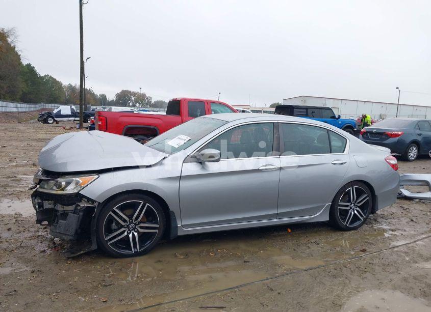 Photo 15 of 2016 Honda Accord SPORT (VIN 1HGCR2F51GA171900)