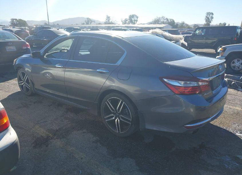 Photo 3 of 2016 Honda Accord SPORT (VIN 1HGCR2F51GA193511)