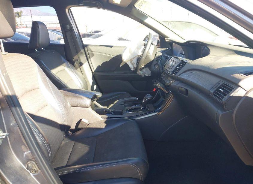 Photo 5 of 2016 Honda Accord SPORT (VIN 1HGCR2F51GA193511)