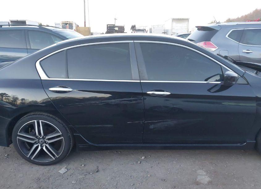 Photo 14 of 2016 Honda Accord SPORT (VIN 1HGCR2F51GA197624)