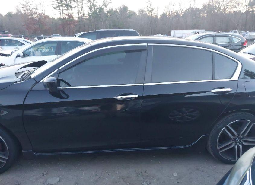 Photo 15 of 2016 Honda Accord SPORT (VIN 1HGCR2F51GA197624)