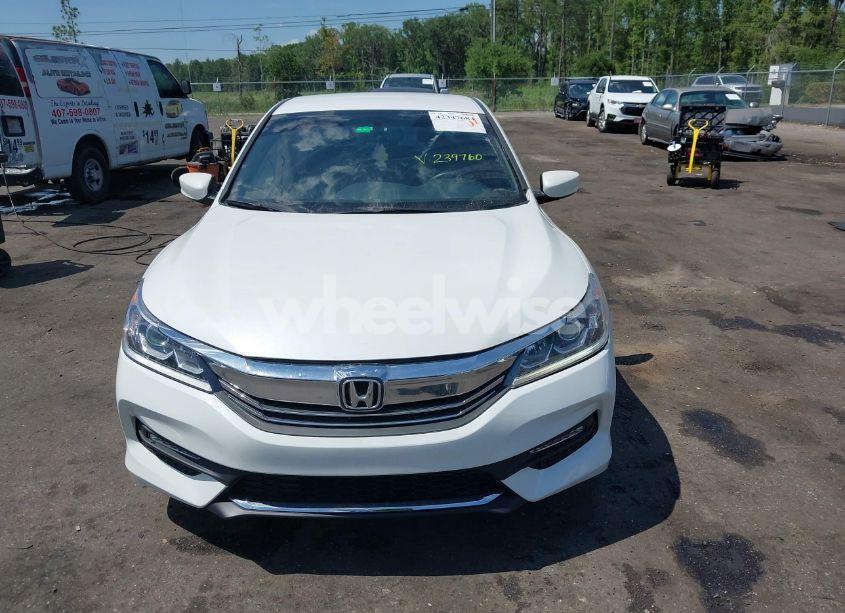 Photo 12 of 2016 Honda Accord SPORT (VIN 1HGCR2F51GA239760)