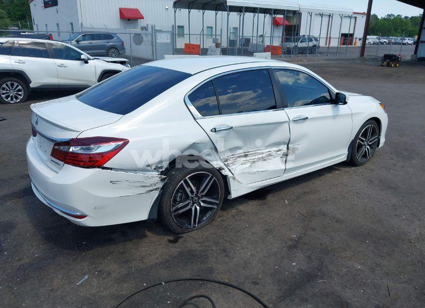 Photo 4 of 2016 Honda Accord SPORT (VIN 1HGCR2F51GA239760)