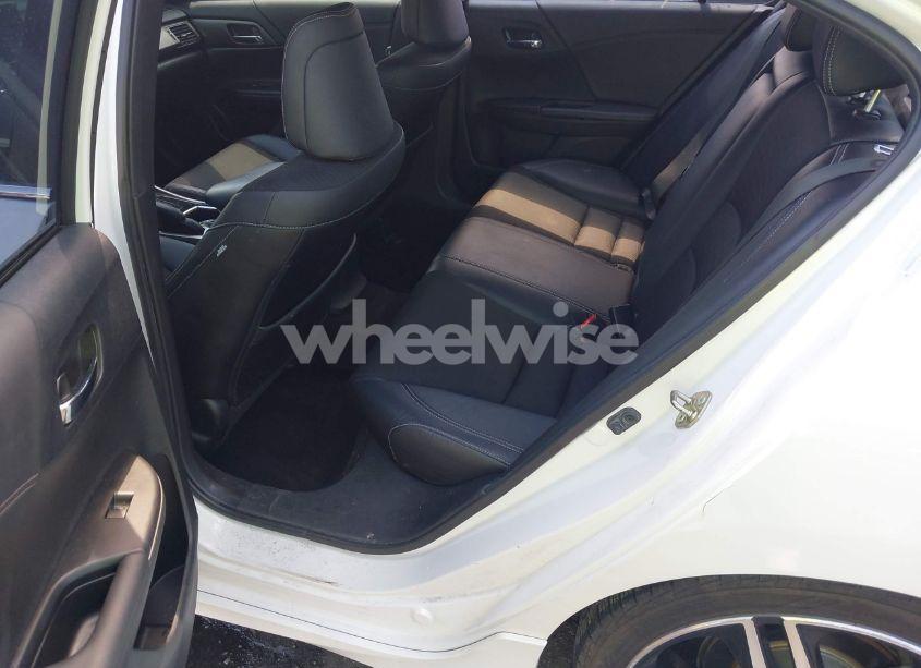 Photo 8 of 2016 Honda Accord SPORT (VIN 1HGCR2F51GA239760)