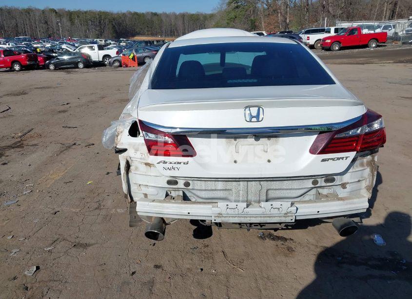 Photo 17 of 2017 Honda Accord SPORT (VIN 1HGCR2F51HA003658)