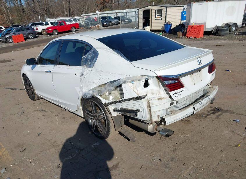 Photo 3 of 2017 Honda Accord SPORT (VIN 1HGCR2F51HA003658)