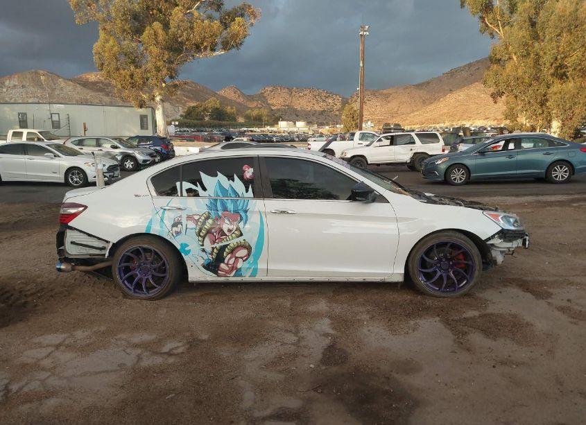 Photo 13 of 2017 Honda Accord SPORT (VIN 1HGCR2F51HA003692)