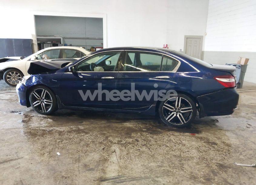 Photo 15 of 2017 Honda Accord SPORT (VIN 1HGCR2F51HA016118)