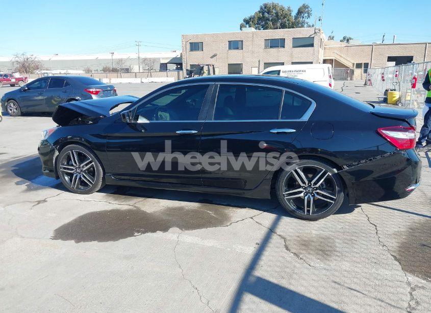 Photo 14 of 2017 Honda Accord SPORT (VIN 1HGCR2F51HA017169)