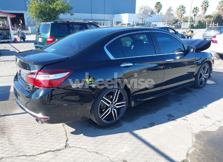 Photo 4 of 2017 Honda Accord SPORT (VIN 1HGCR2F51HA017169)