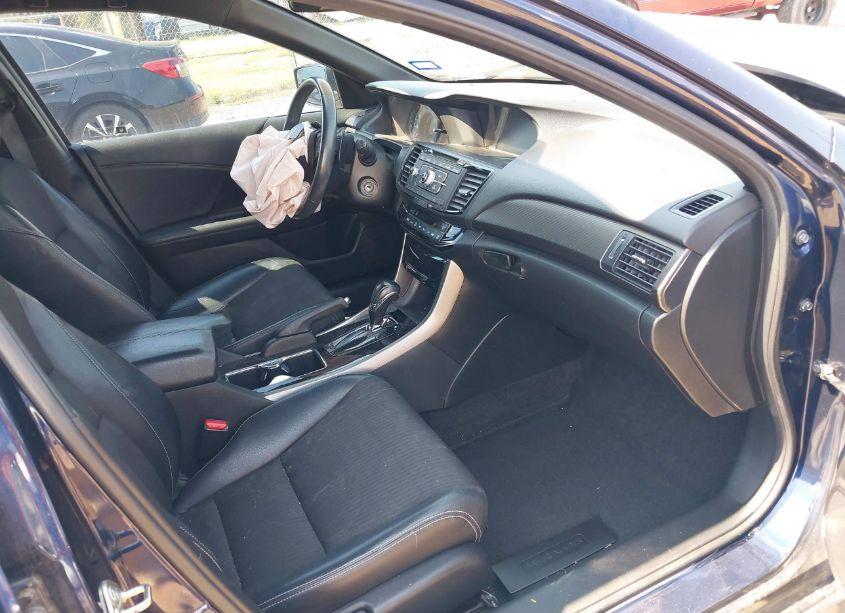 Photo 5 of 2017 Honda Accord SPORT (VIN 1HGCR2F51HA088890)