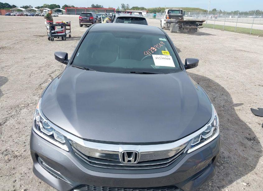 Photo 12 of 2017 Honda Accord SPORT (VIN 1HGCR2F51HA180193)