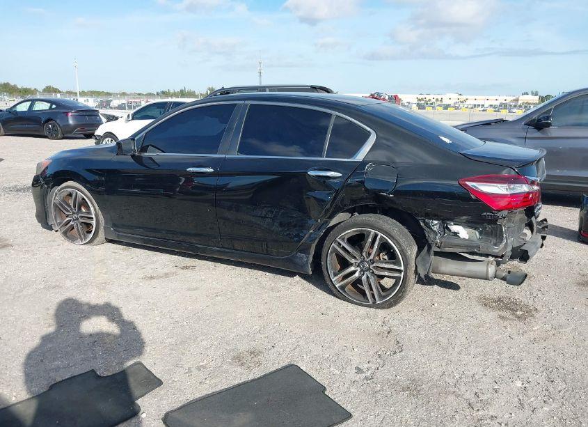 Photo 3 of 2017 Honda Accord SPORT (VIN 1HGCR2F51HA237850)