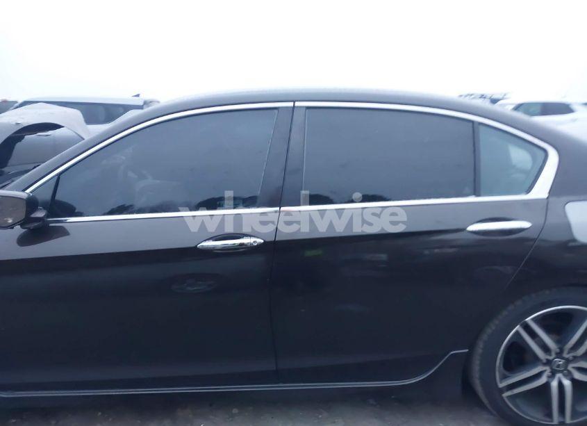 Photo 15 of 2017 Honda Accord SPORT (VIN 1HGCR2F51HA265485)