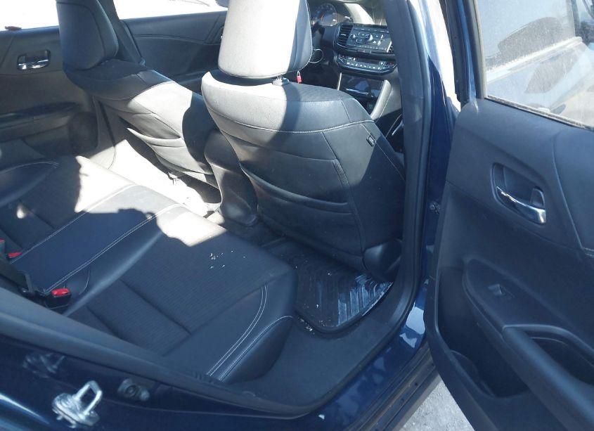 Photo 8 of 2017 Honda Accord SPORT (VIN 1HGCR2F51HA297093)