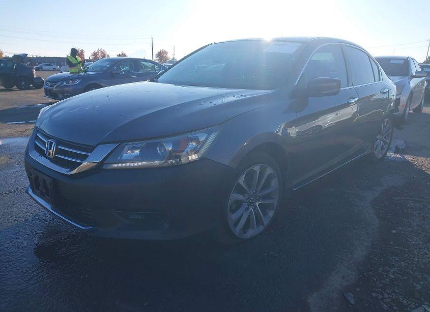 Photo 2 of 2013 Honda Accord SPORT (VIN 1HGCR2F52DA003856)