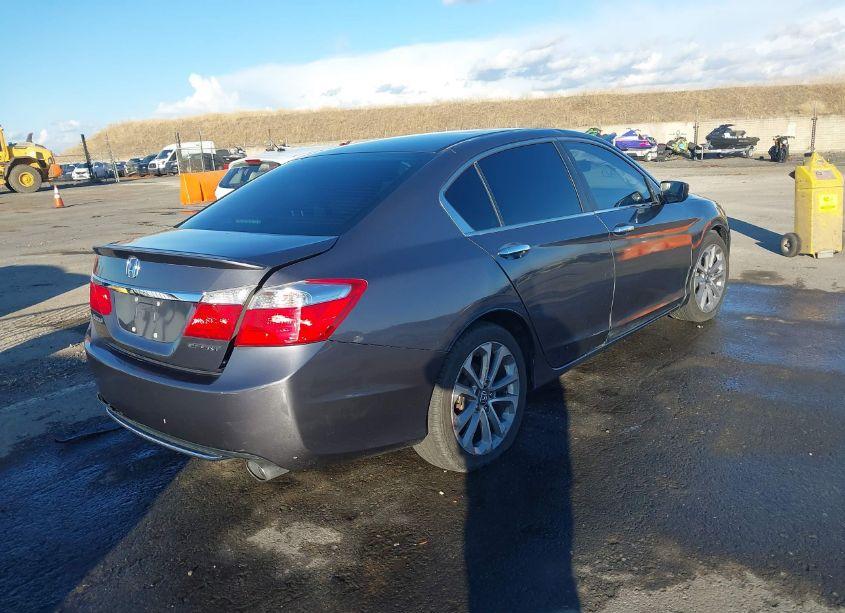 Photo 4 of 2013 Honda Accord SPORT (VIN 1HGCR2F52DA003856)