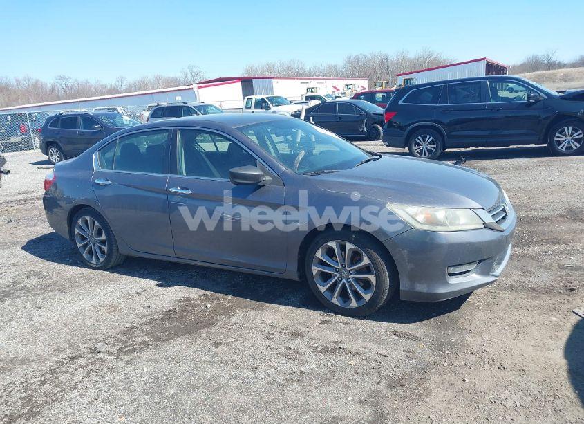Photo 13 of 2013 Honda Accord SPORT (VIN 1HGCR2F52DA079450)