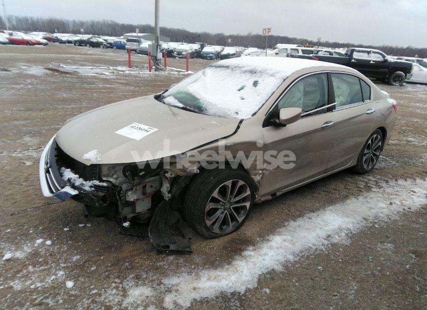 Photo 2 of 2013 Honda Accord SPORT (VIN 1HGCR2F52DA095812)