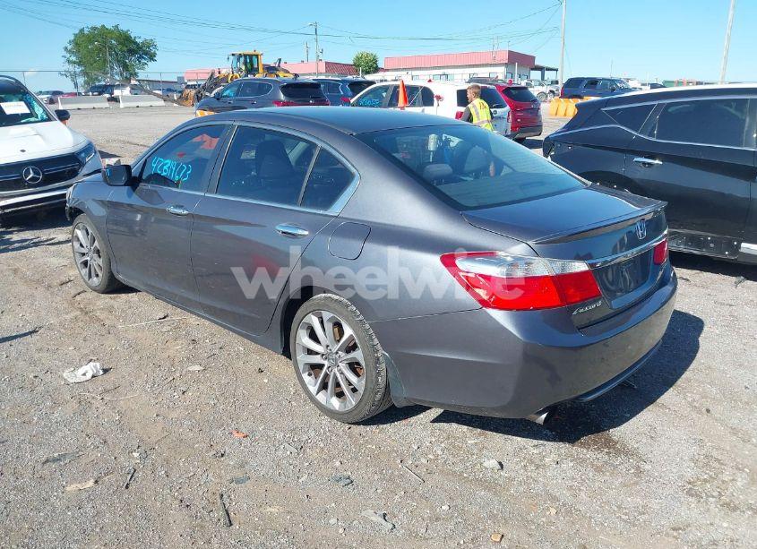 Photo 3 of 2013 Honda Accord SPORT (VIN 1HGCR2F52DA097253)