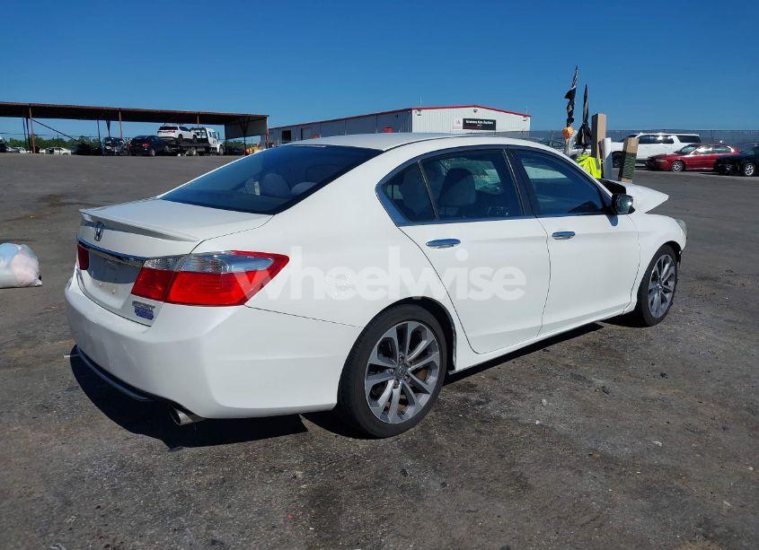 Photo 4 of 2013 Honda Accord SPORT (VIN 1HGCR2F52DA228391)