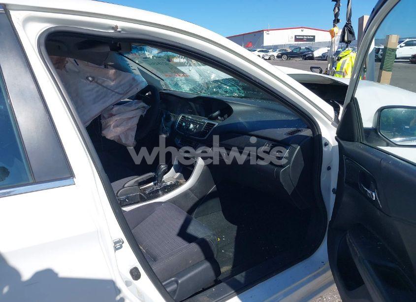 Photo 5 of 2013 Honda Accord SPORT (VIN 1HGCR2F52DA228391)