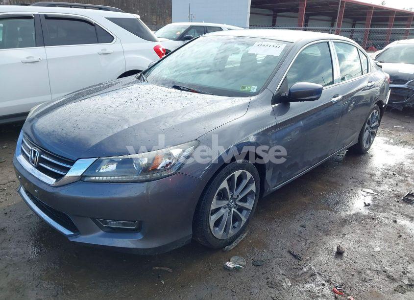 Photo 2 of 2013 Honda Accord SPORT (VIN 1HGCR2F52DA273458)