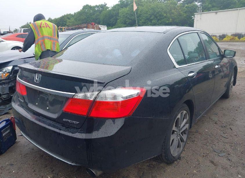 Photo 4 of 2014 Honda Accord SPORT (VIN 1HGCR2F52EA029844)