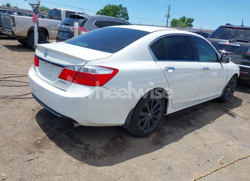 Photo 4 of 2014 Honda Accord SPORT (VIN 1HGCR2F52EA039225)