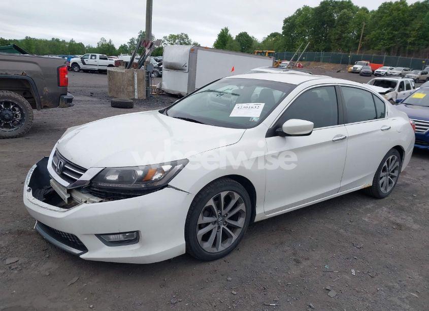 Photo 2 of 2014 Honda Accord SPORT (VIN 1HGCR2F52EA086027)