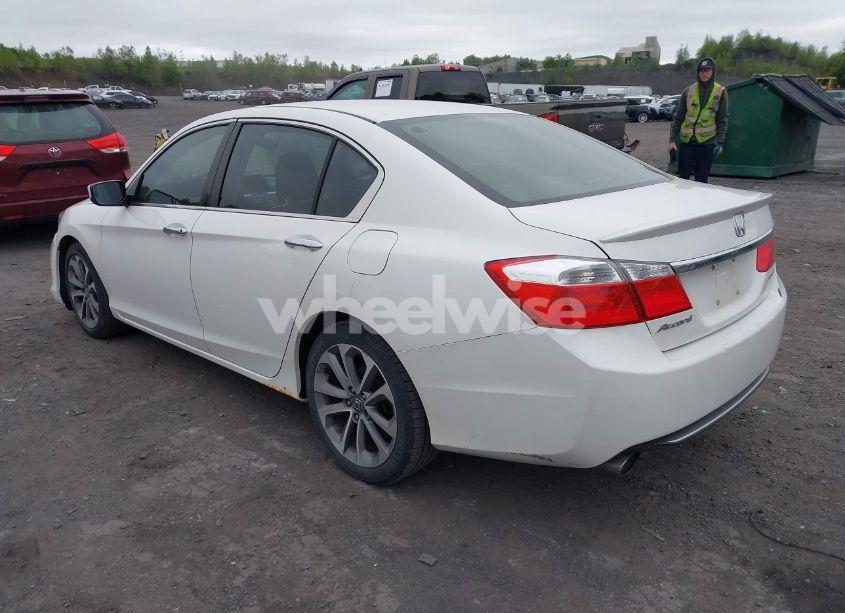 Photo 3 of 2014 Honda Accord SPORT (VIN 1HGCR2F52EA086027)
